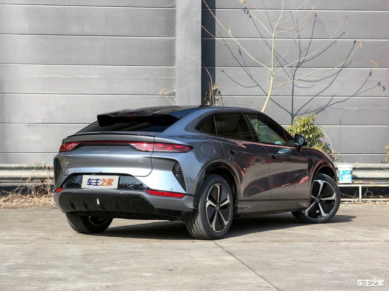 宋L EV 全部在售 2025款 2024款,青白江宋L EV最高降1.40万 仅17.98万可入手